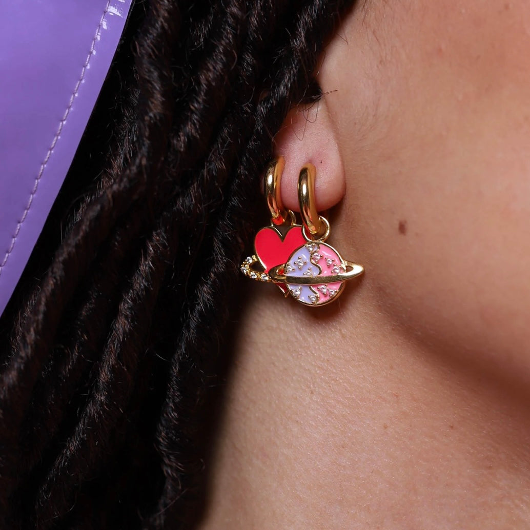 Y2K Heart Earrings.